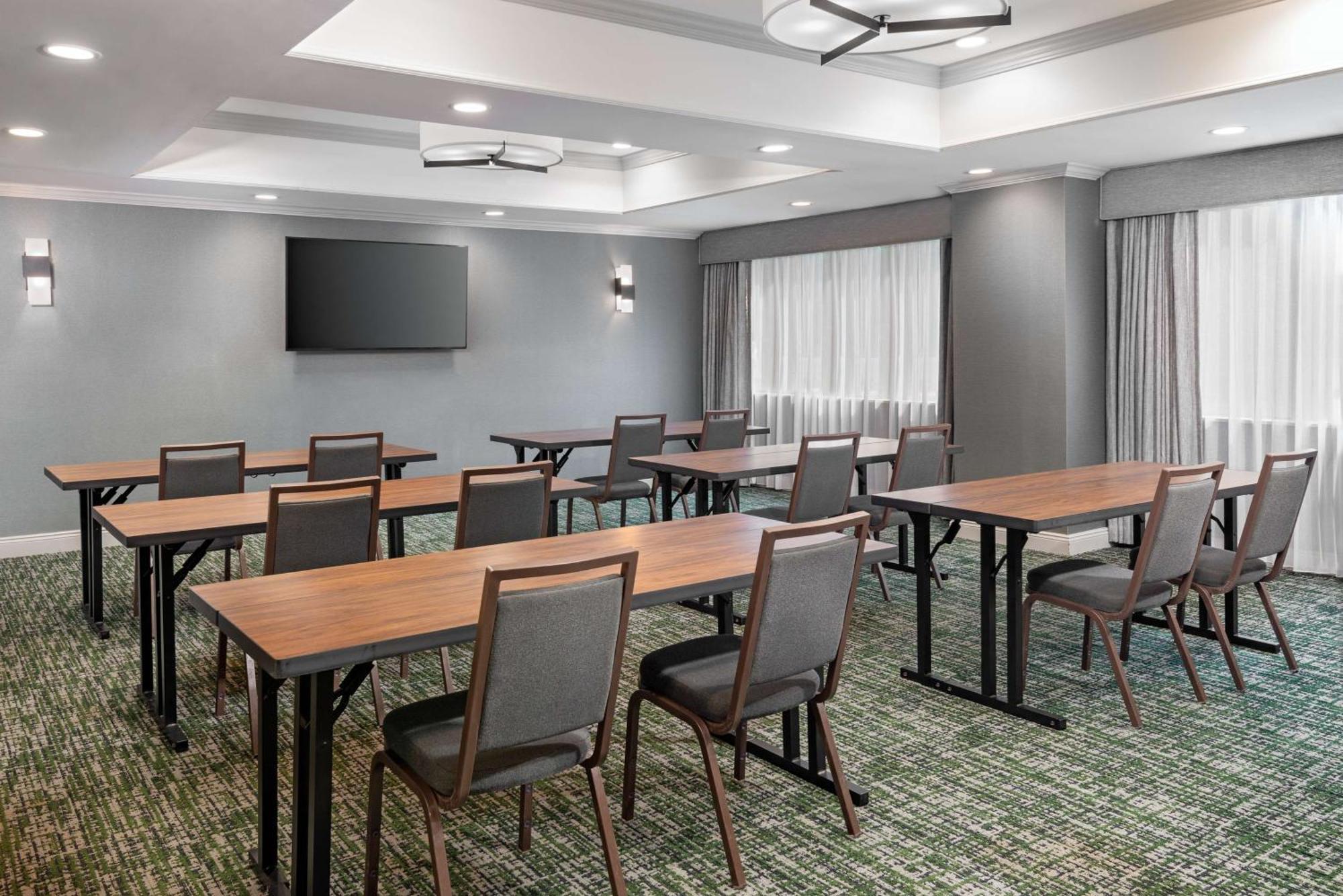 Hampton Inn Hartford Airport Windsor Locks Eksteriør billede