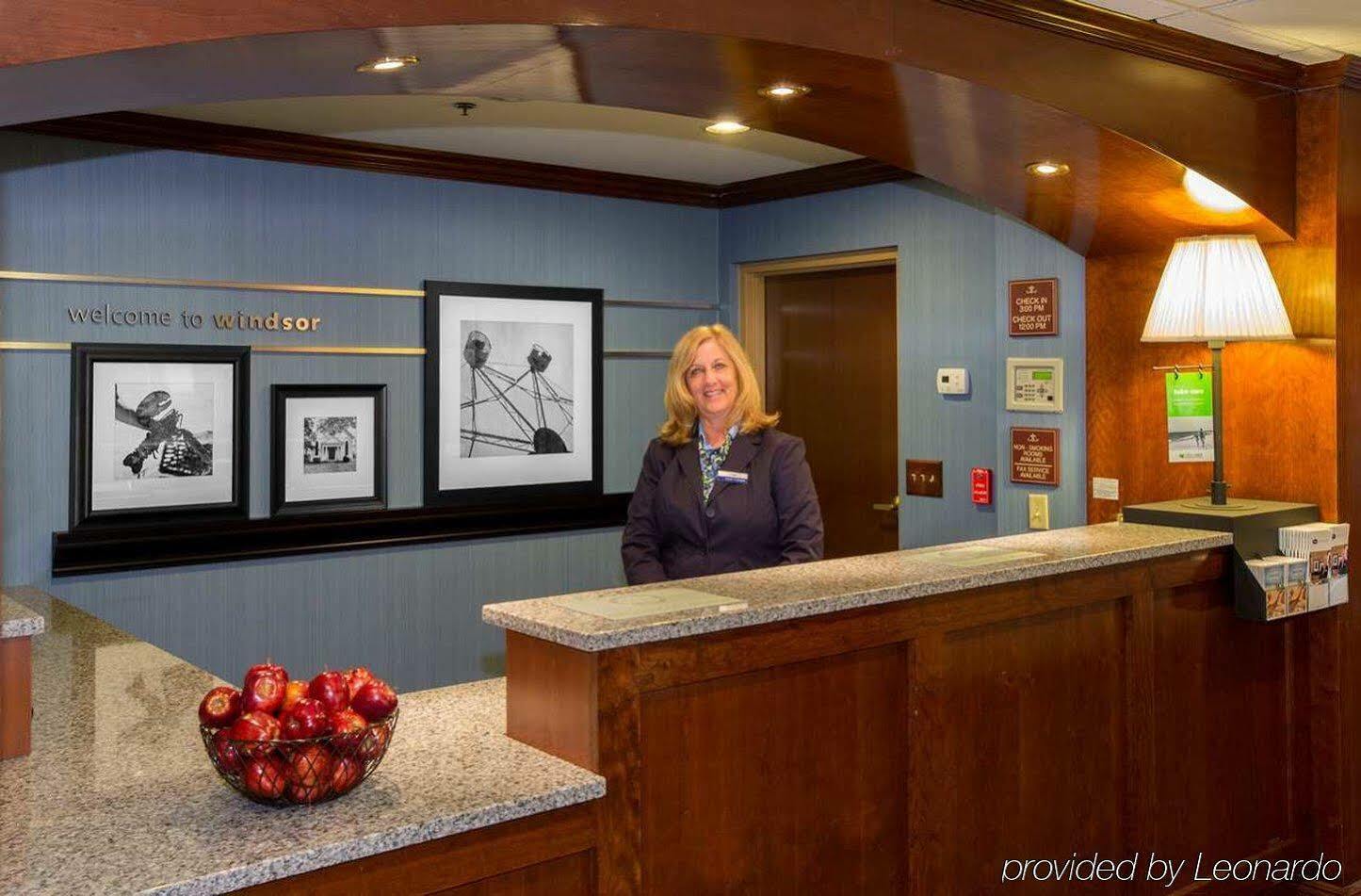 Hampton Inn Hartford Airport Windsor Locks Eksteriør billede